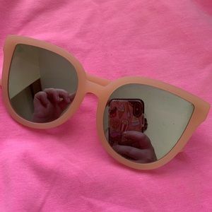 Quay Noosa Blush pink mirrored sunglasses